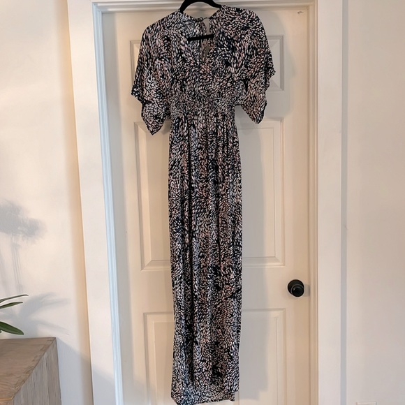LOVESTITCH Kimono sleeve maxi dress. - Picture 1 of 5